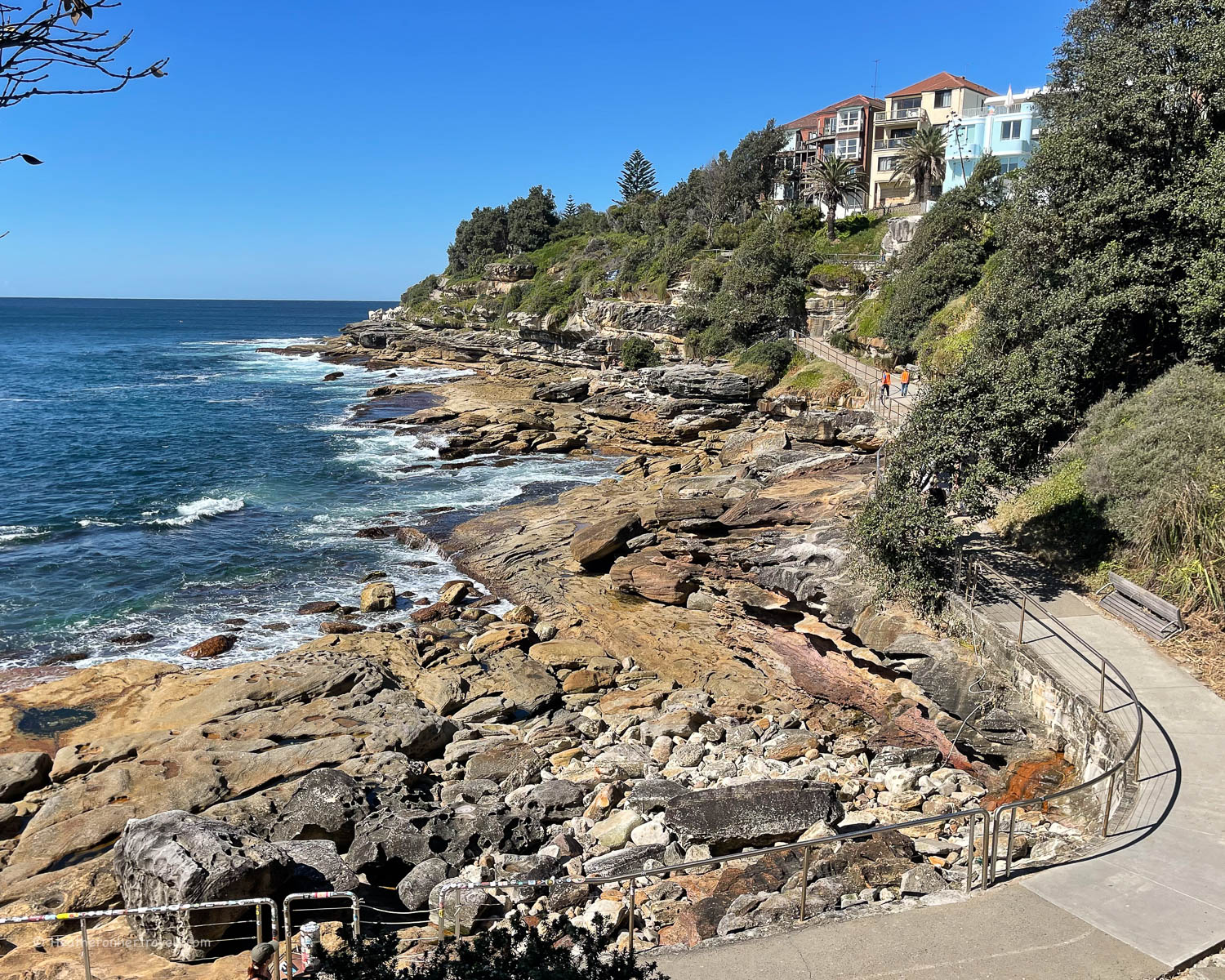 Tamaramara Point - Bondi to Coogee walk Sydney © Heatheronhertravels.com